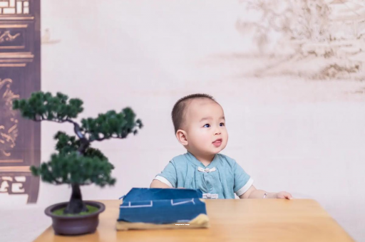 海西宝宝腿纹不对称怎么办